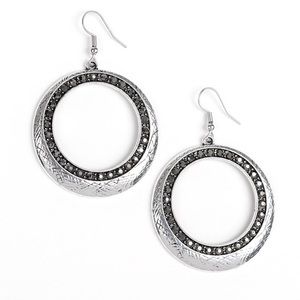 Paparazzi earrings